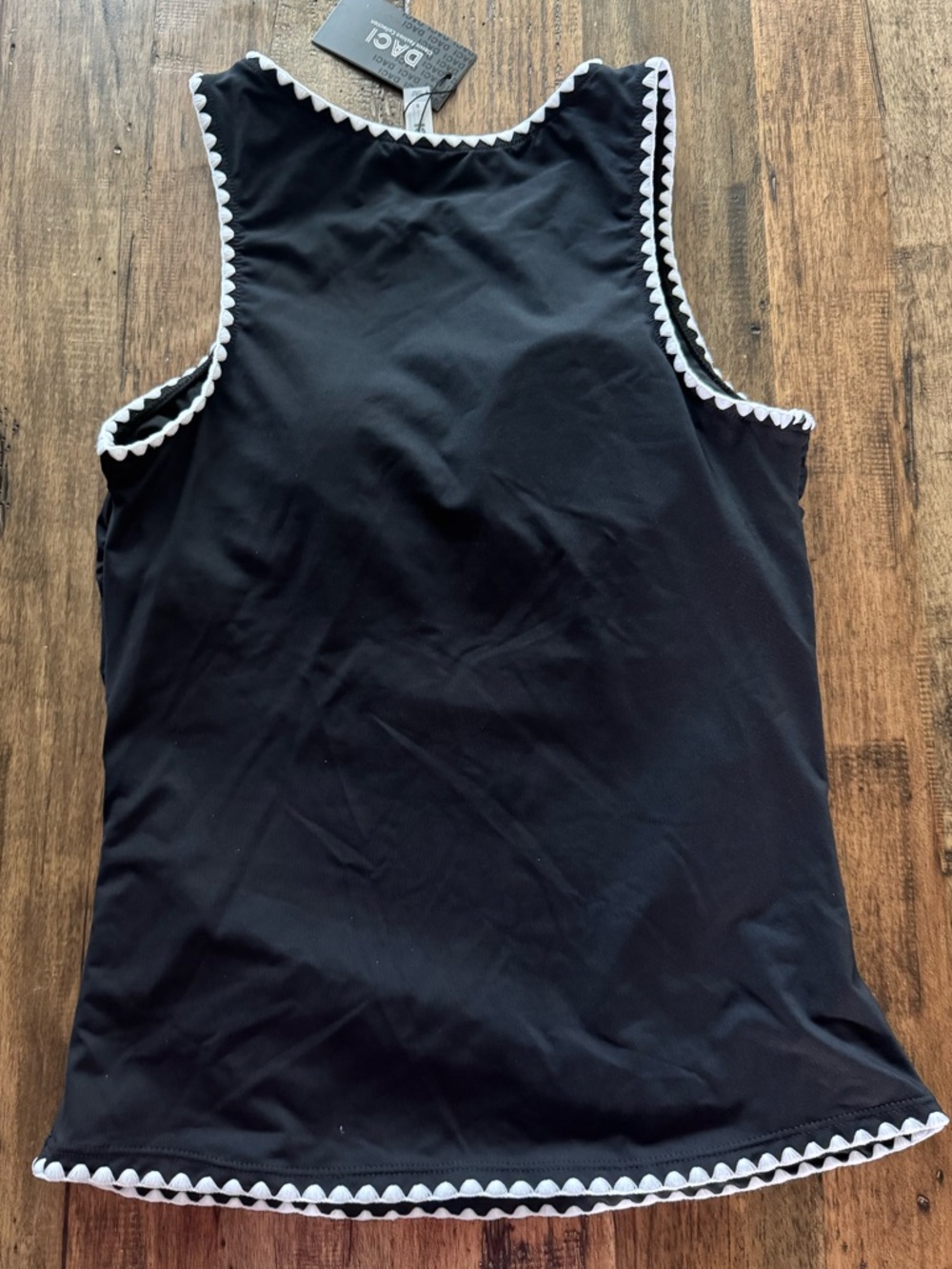 NWT Daci Black Tankini Top White Trim Scalloped Edge Size Small - Picture 5 of 13